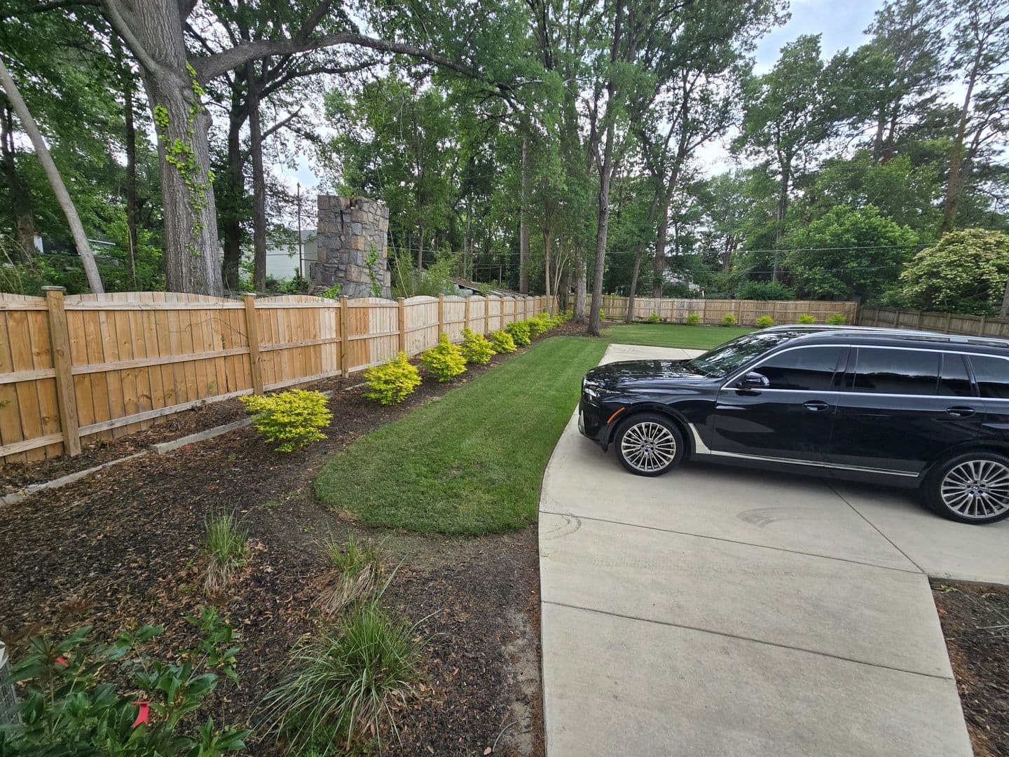 Columbia House: 2534 Forest Dr