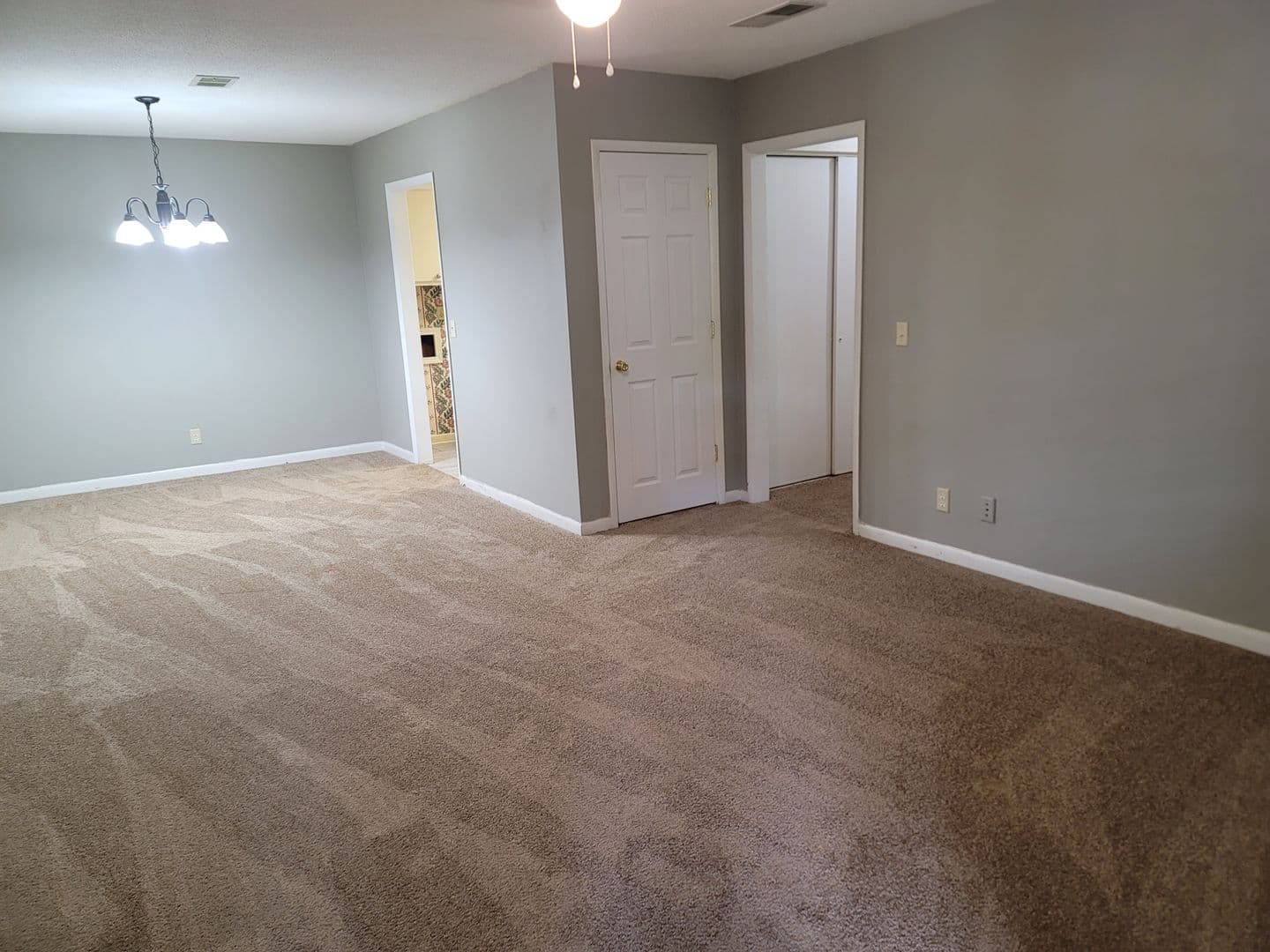 Columbia Condo: 1704 Ashford Lane