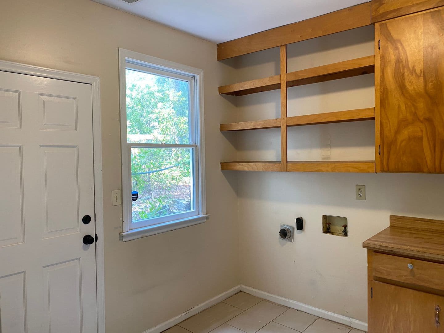 Columbia House: 3708 Harvard Ave