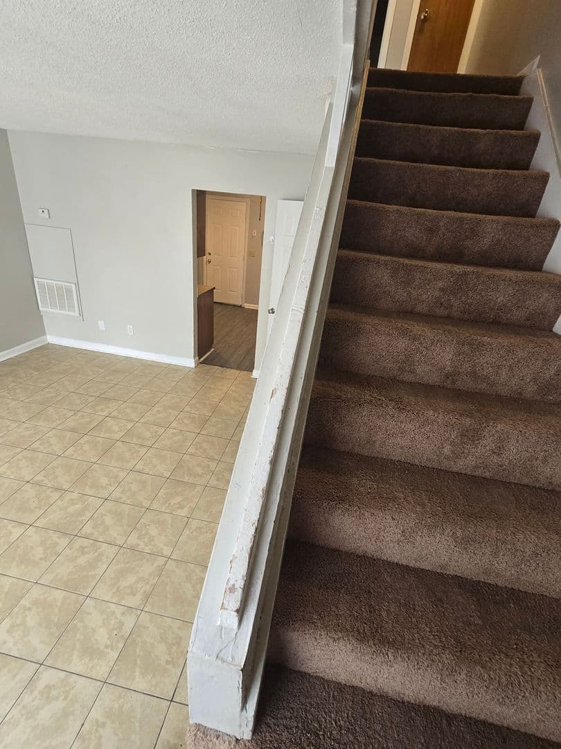 West Columbia Townhome: 1637 North Ave