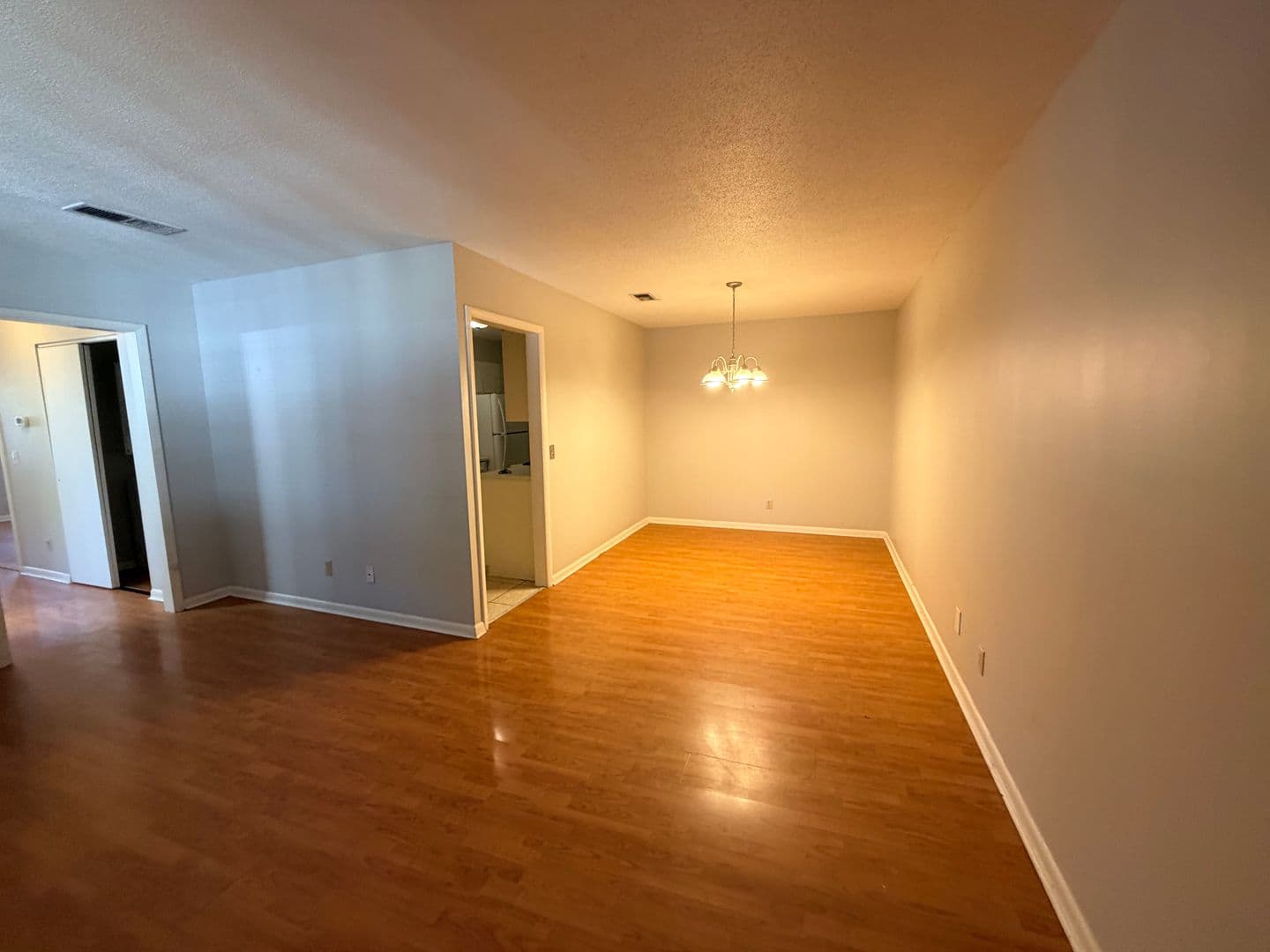 Columbia Condo: 429 Cambout St