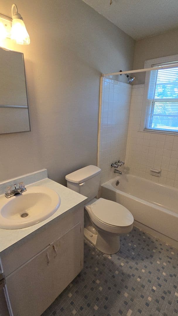 Cayce House: 2233 Windsor Drive