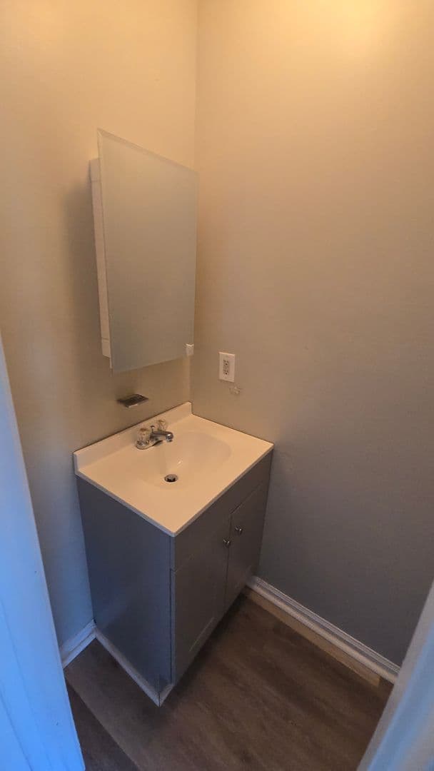 West Columbia Townhome: 1639 North Ave
