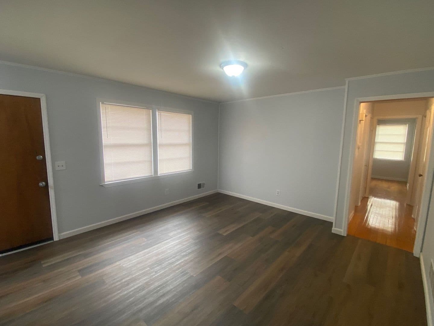 Columbia House: 221 Ramblewood Drive