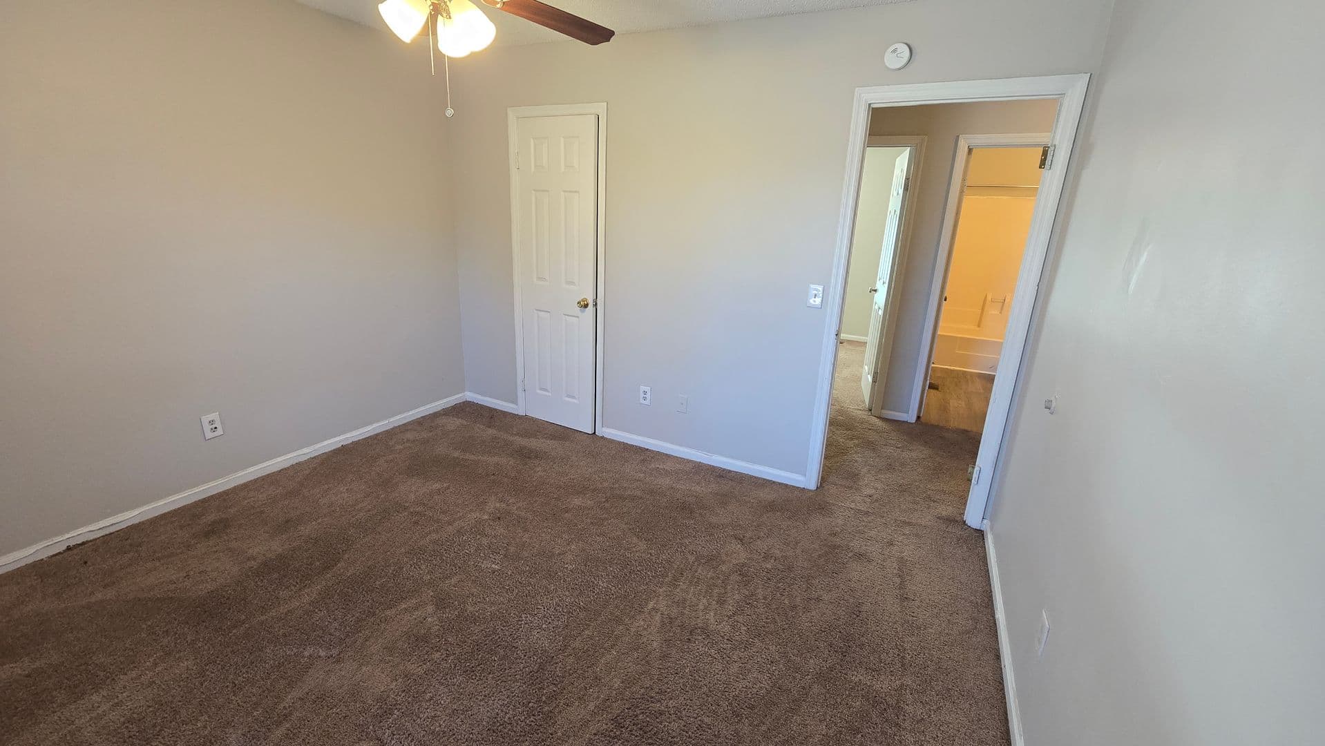 West Columbia Townhome: 1639 North Ave
