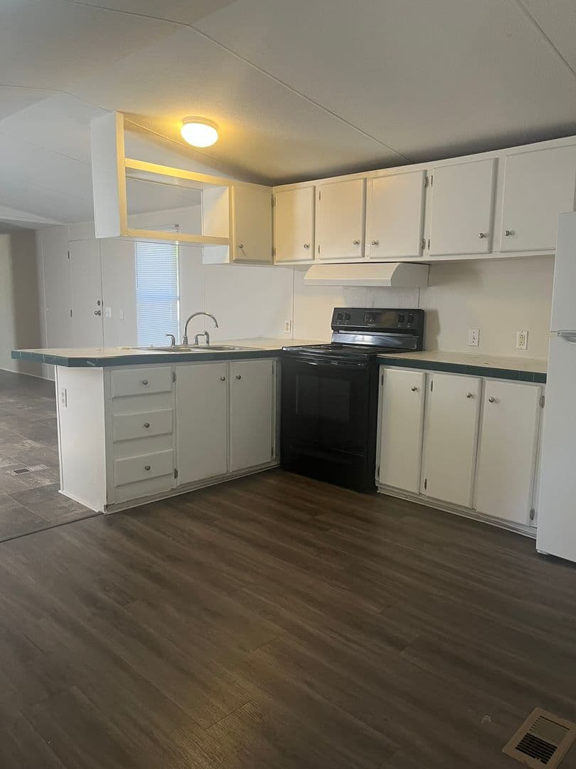 Batesburg-Leesville Apartment: 735 Madera Road