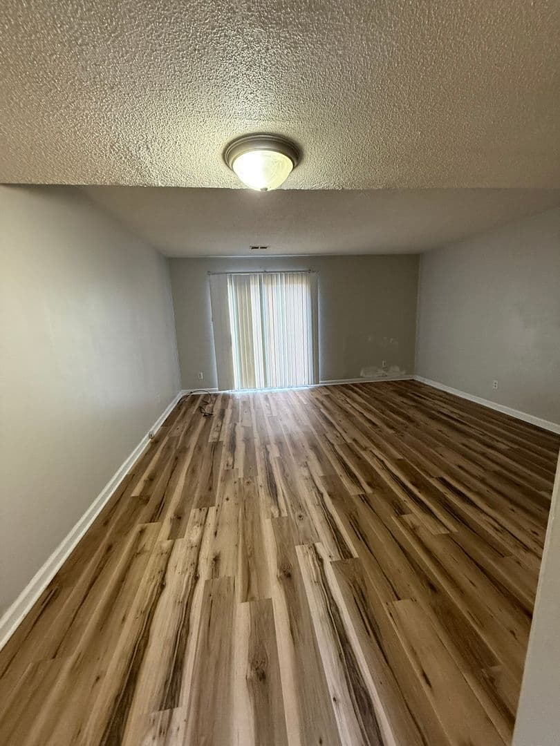 Columbia Apartment: 1432 Aralia Dr. A-C