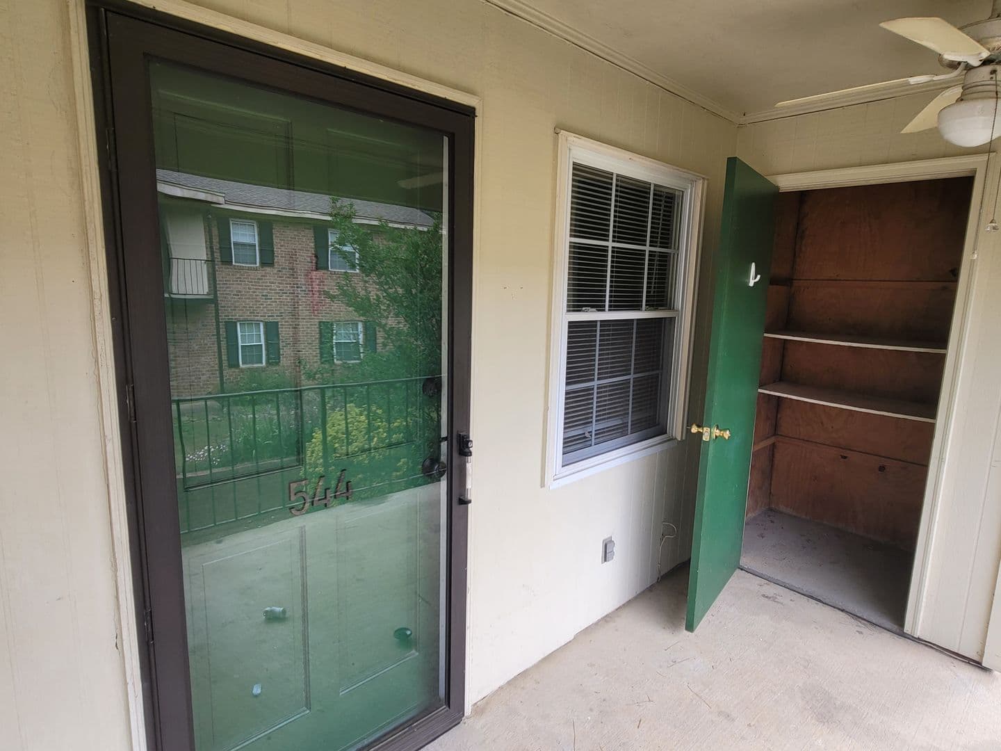 Columbia Condo: 544 Wimbledon Ct