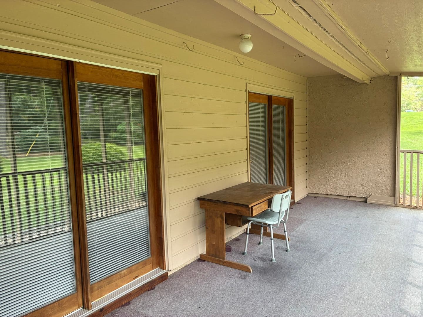 Lexington Condo: 40 Boardwalk Lane