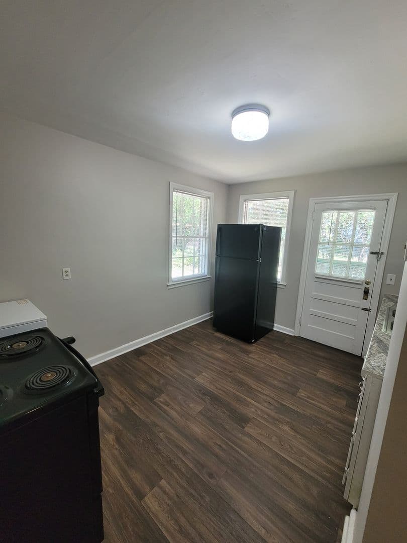 West Columbia Apartment: 766 Augusta St