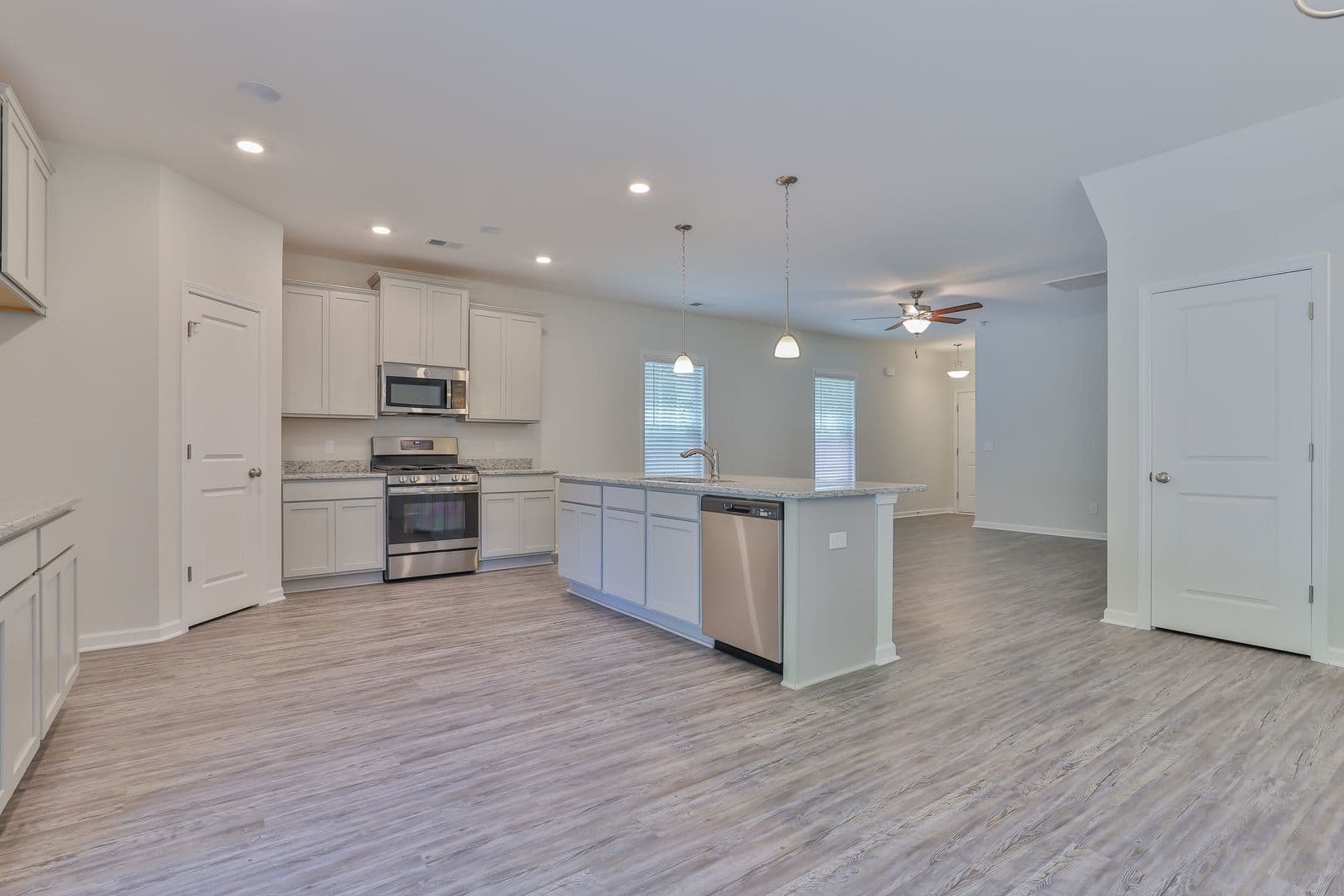 West Columbia House: 764 Shull St