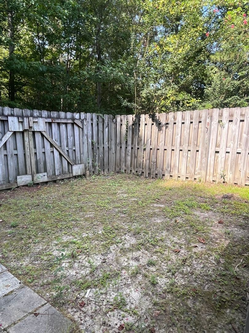 Lexington House: 153 Waverly Point Drive