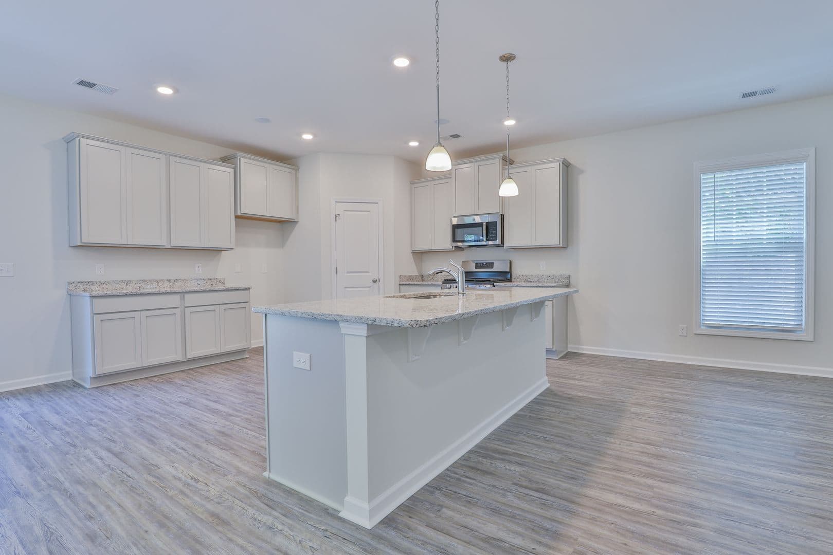 West Columbia House: 764 Shull St
