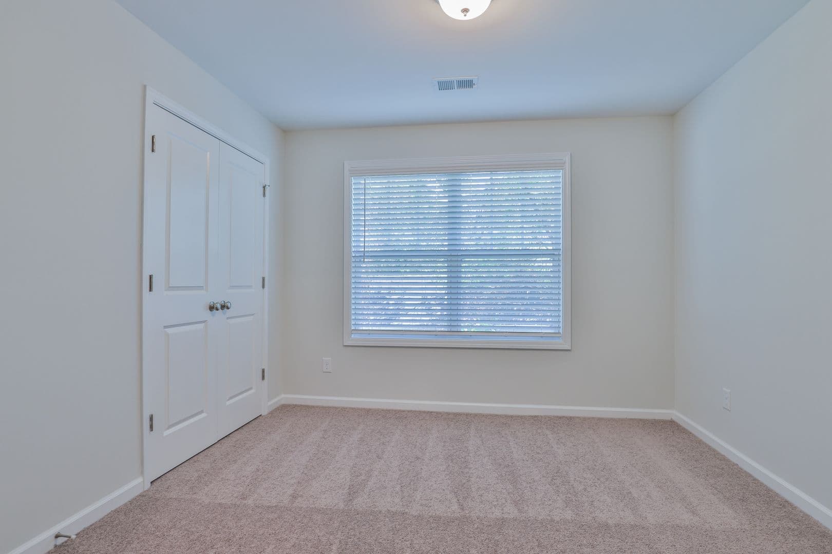 West Columbia House: 764 Shull St