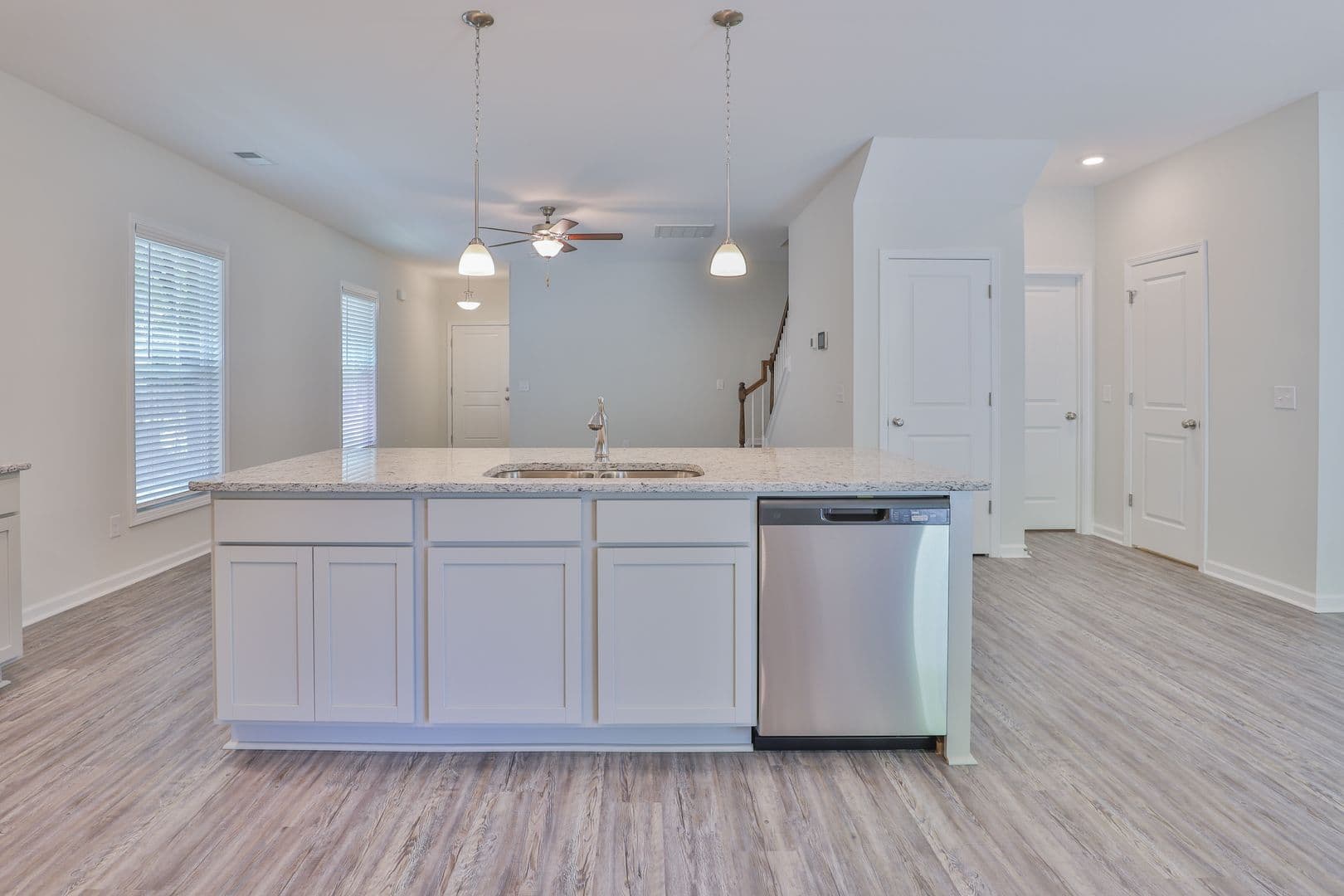 West Columbia House: 764 Shull St