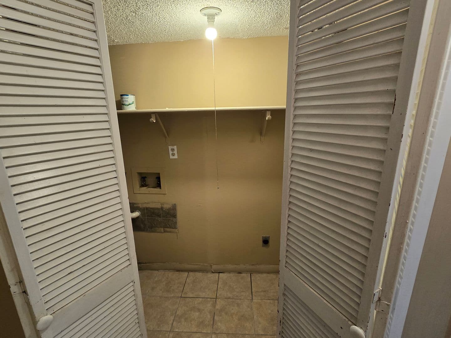 Columbia House: 1001 Creekside Way