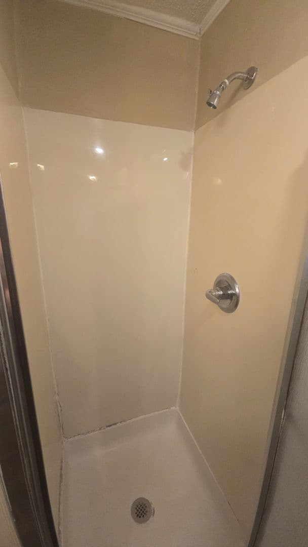 Columbia Apartment: 230 S. Gregg Street