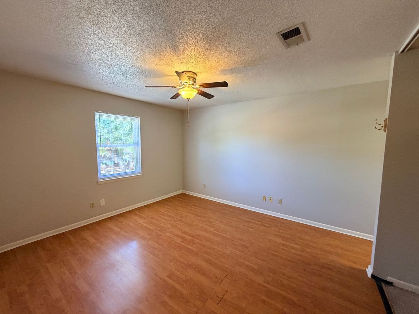 Columbia Condo: 429 Cambout St