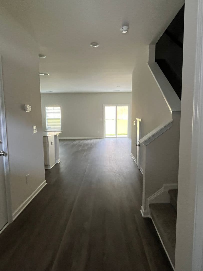 Lexington House: 315 S. Lake Ct