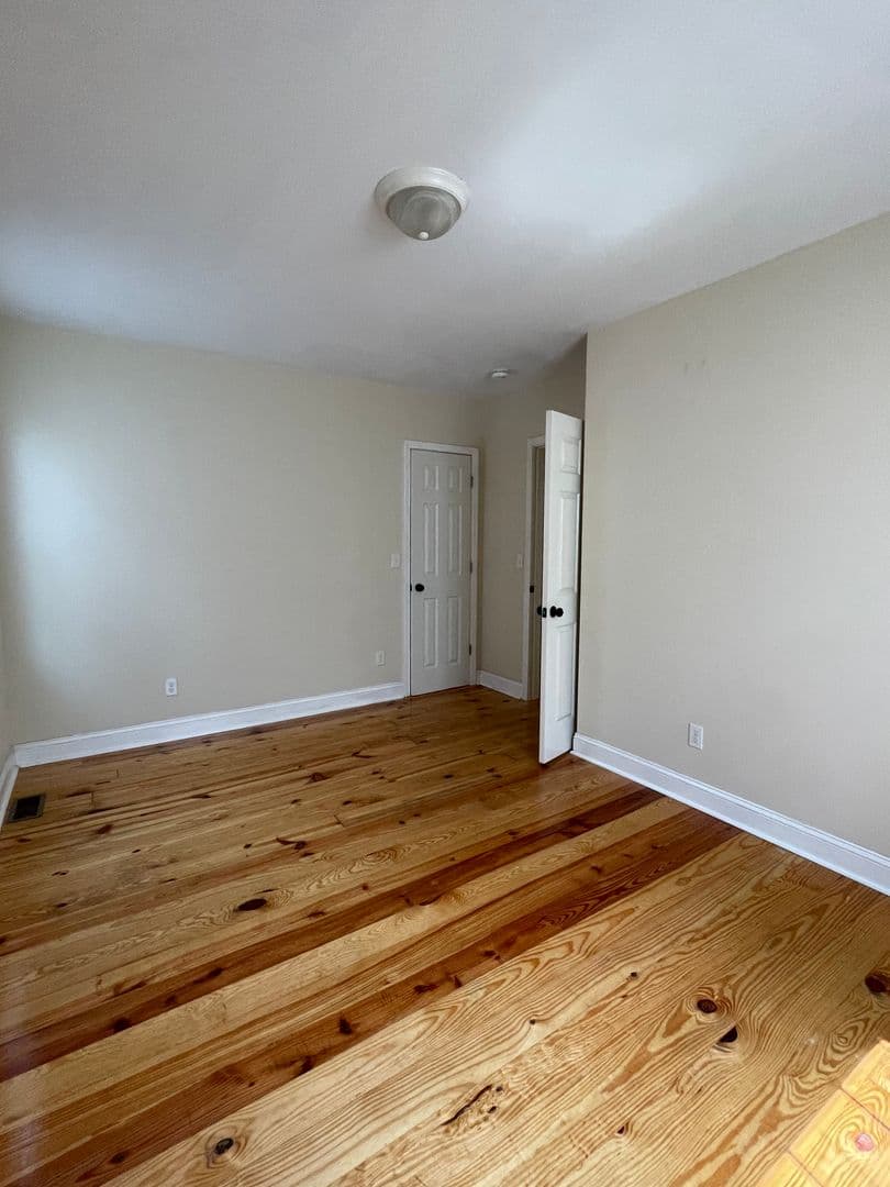 Columbia House: 420 Virginia Street