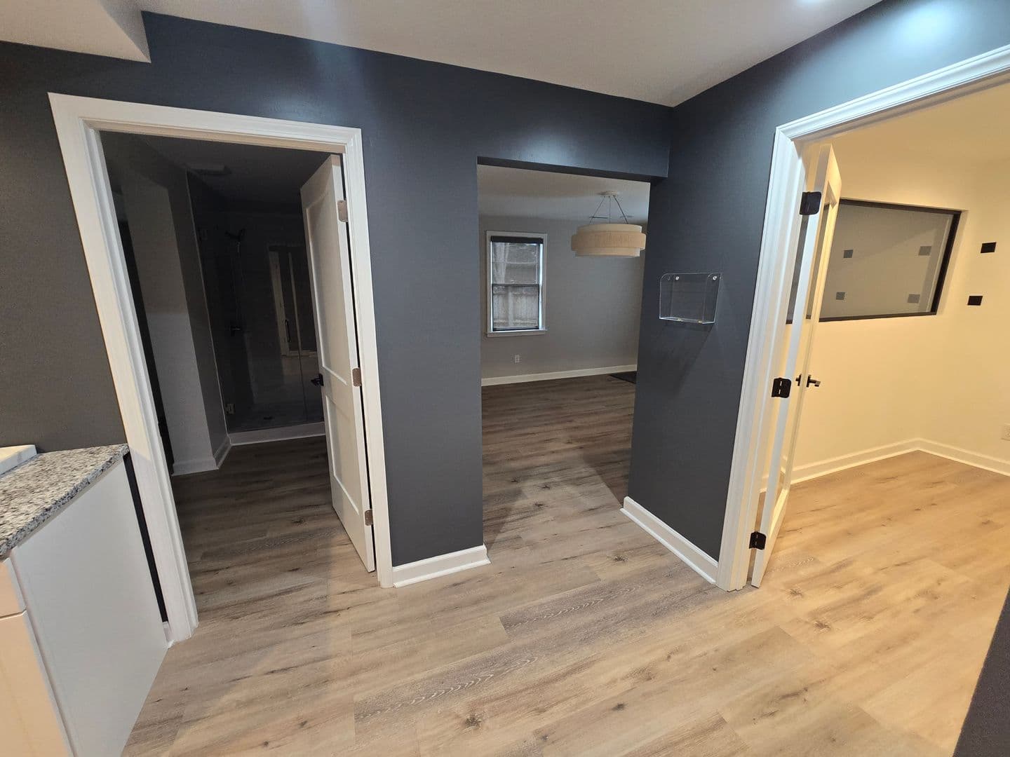 Columbia House: 2534 Forest Dr