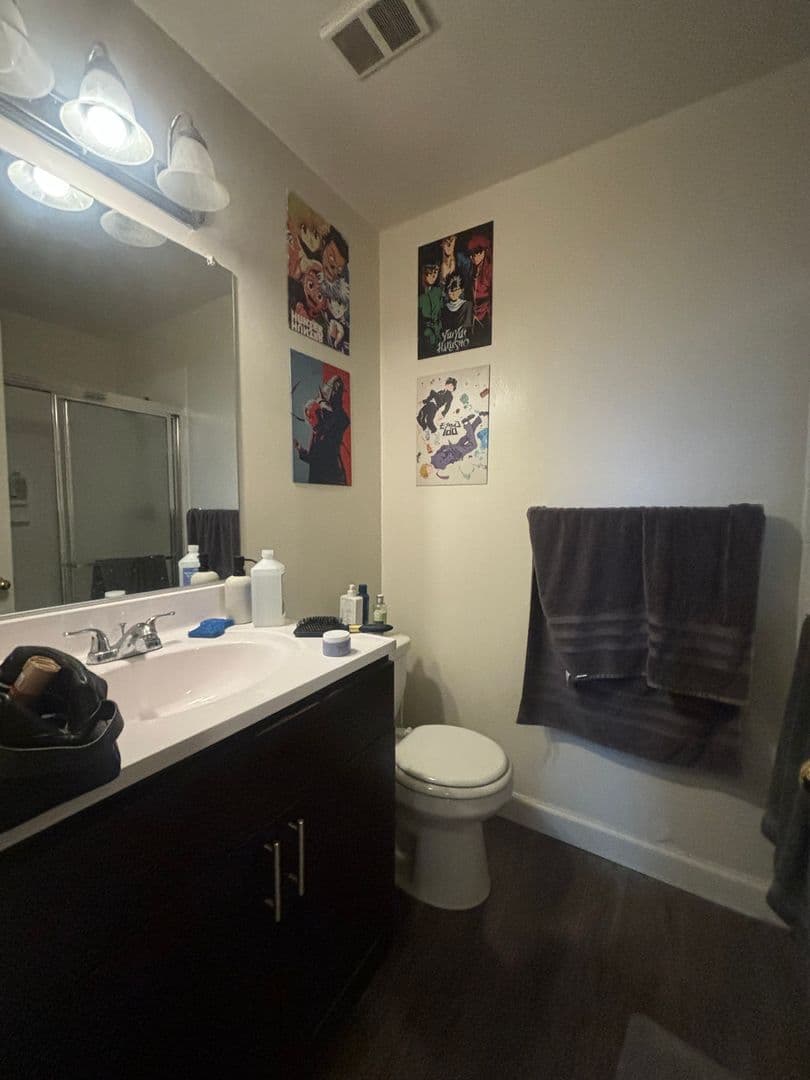 Baltimore Apartment: 121 S Fremont Ave