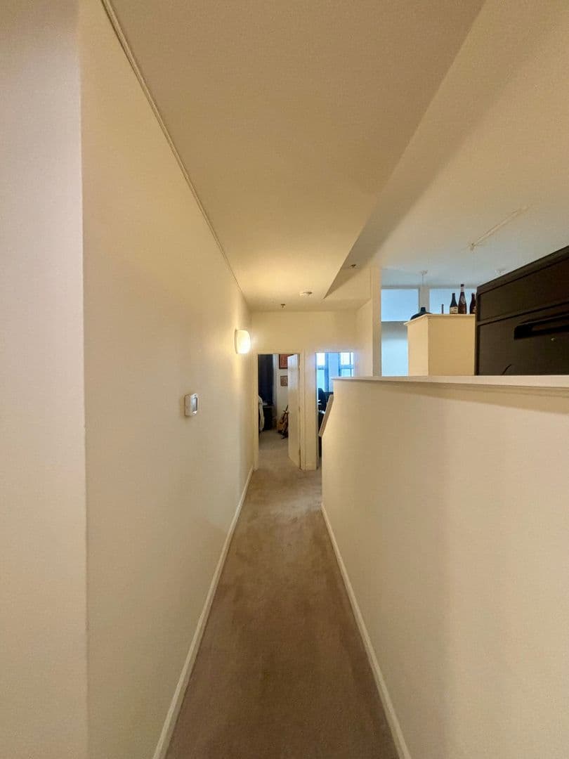Baltimore Apartment: 121 S Fremont Ave