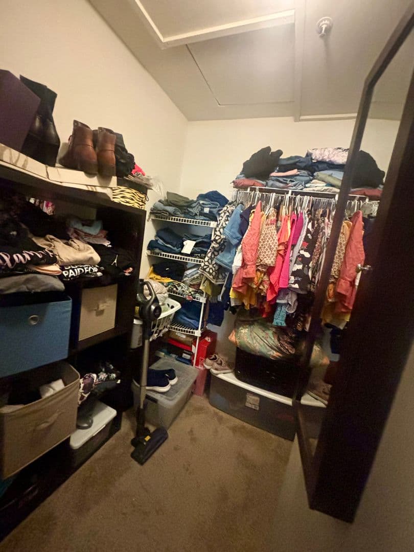 Baltimore Apartment: 121 S Fremont Ave