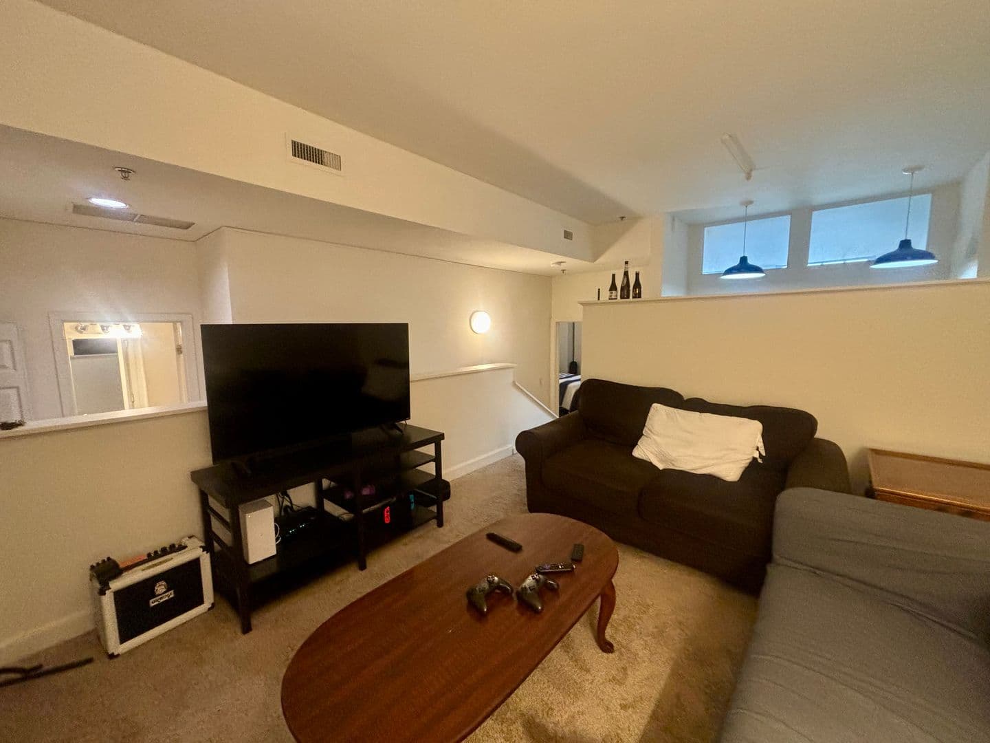 Baltimore Apartment: 121 S Fremont Ave
