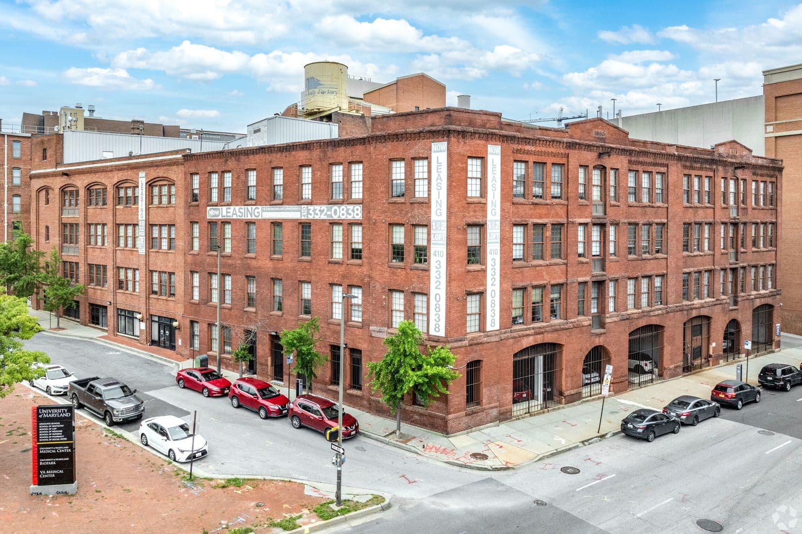 Baltimore Apartment: 121 S Fremont Ave