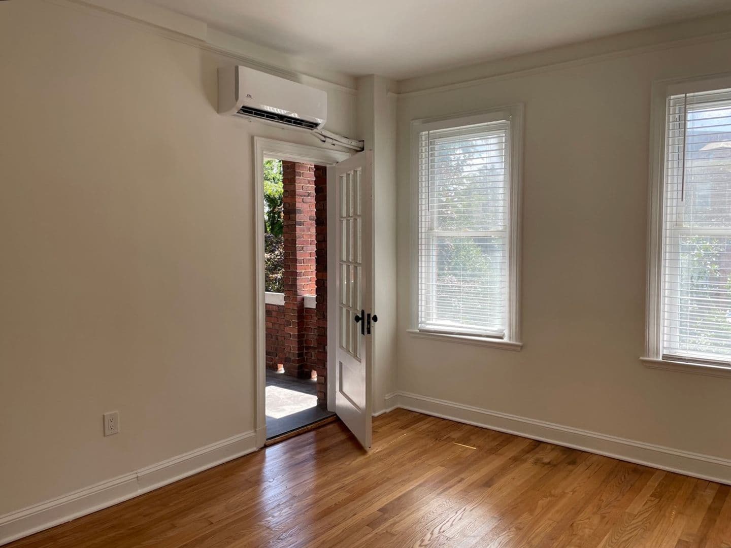 Baltimore Apartment: 3401 Guilford Terrace