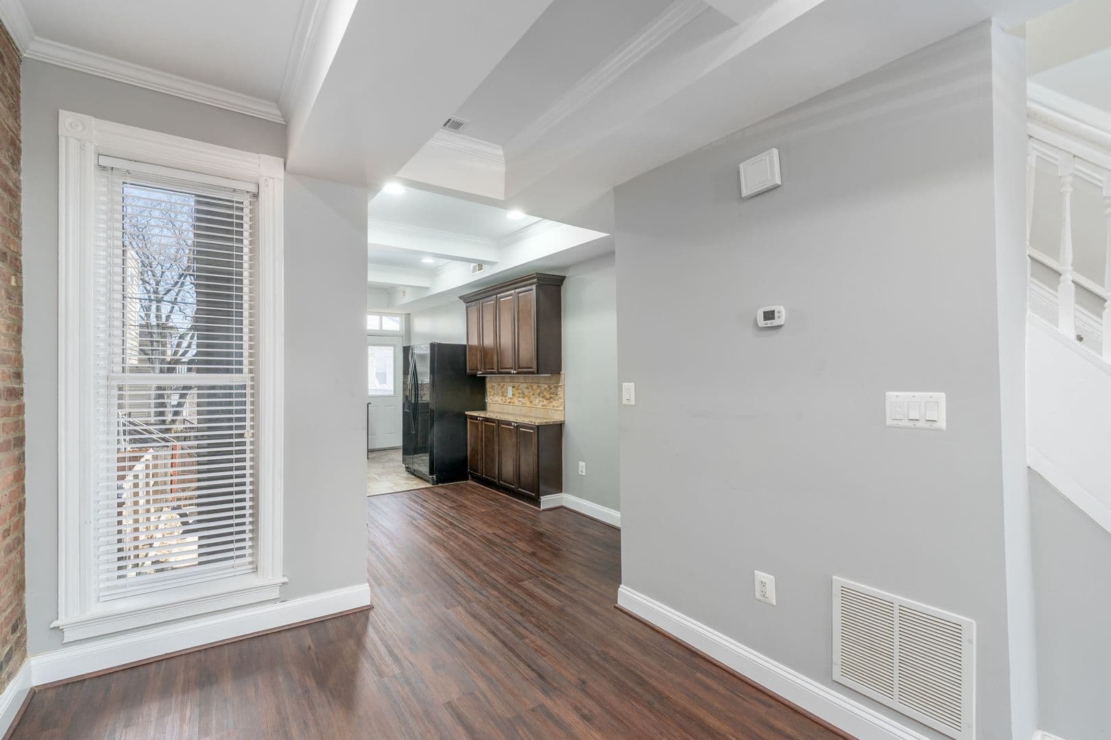 Baltimore House: 443 N. Milton Ave.