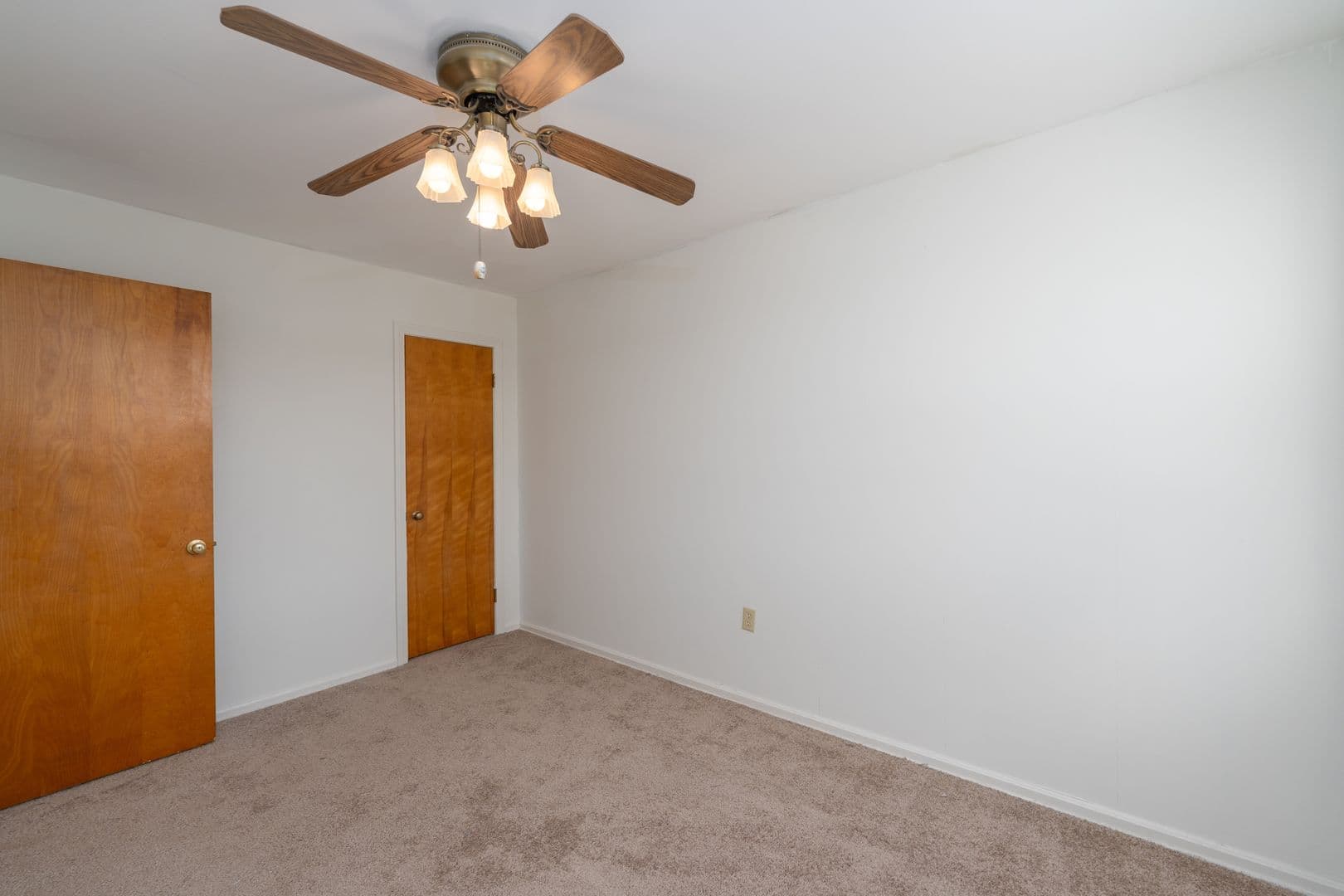 Dundalk House: 8119 Park Haven Rd.