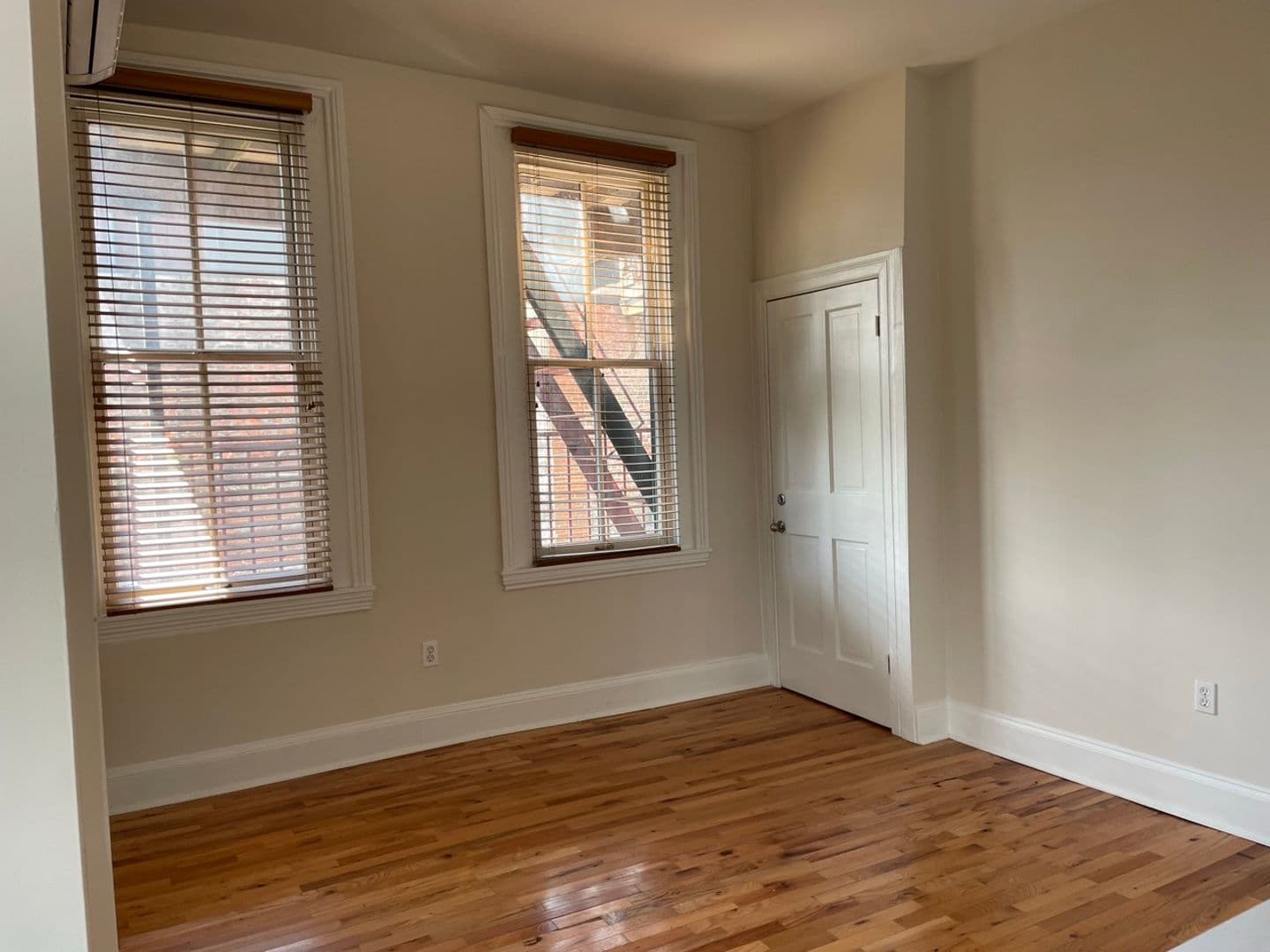Baltimore Apartment: 1601 Shakespeare St