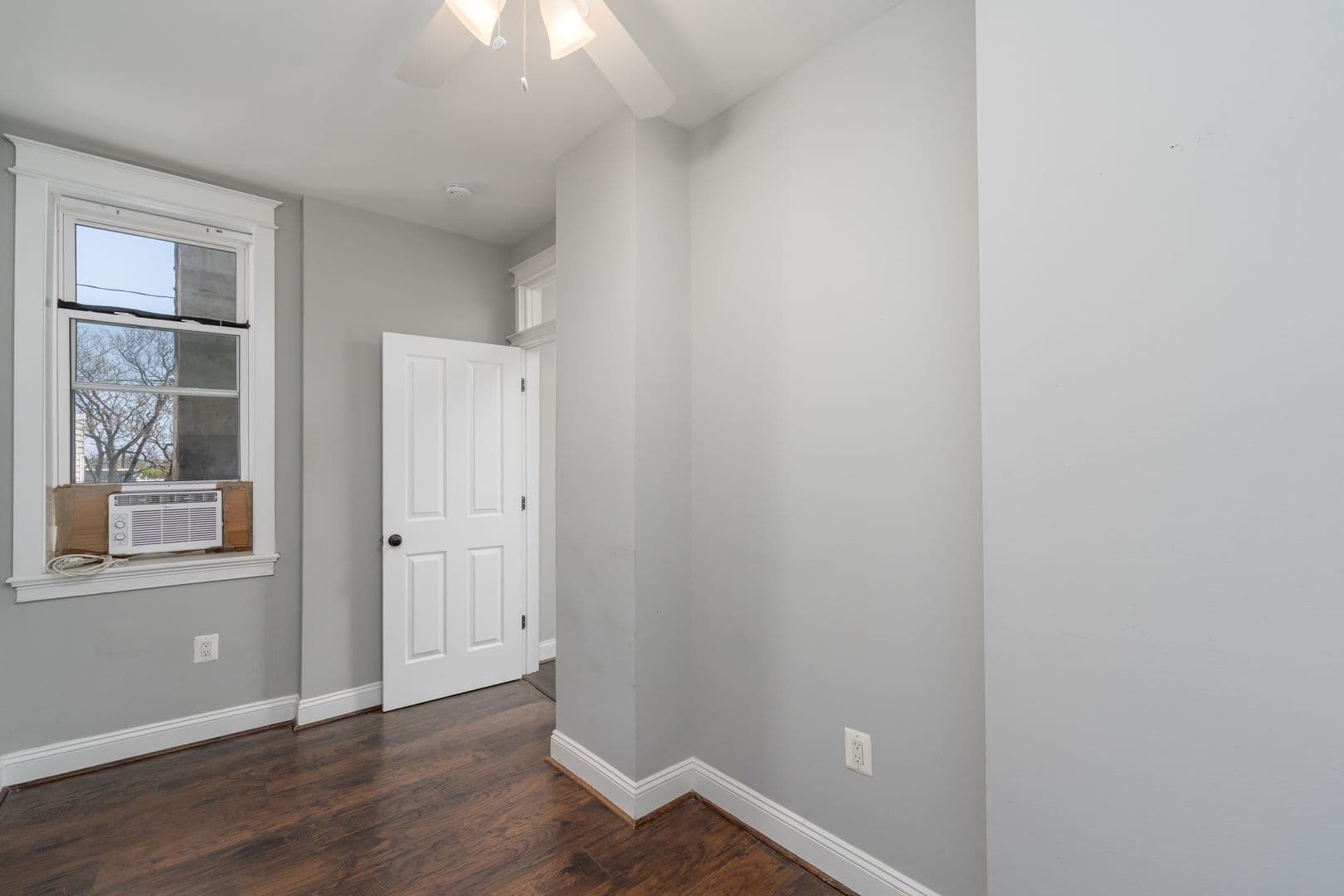 Baltimore House: 443 N. Milton Ave.