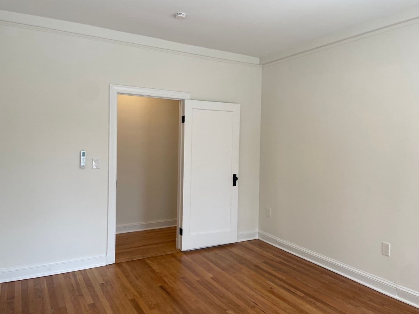 Baltimore Apartment: 3401 Guilford Terrace