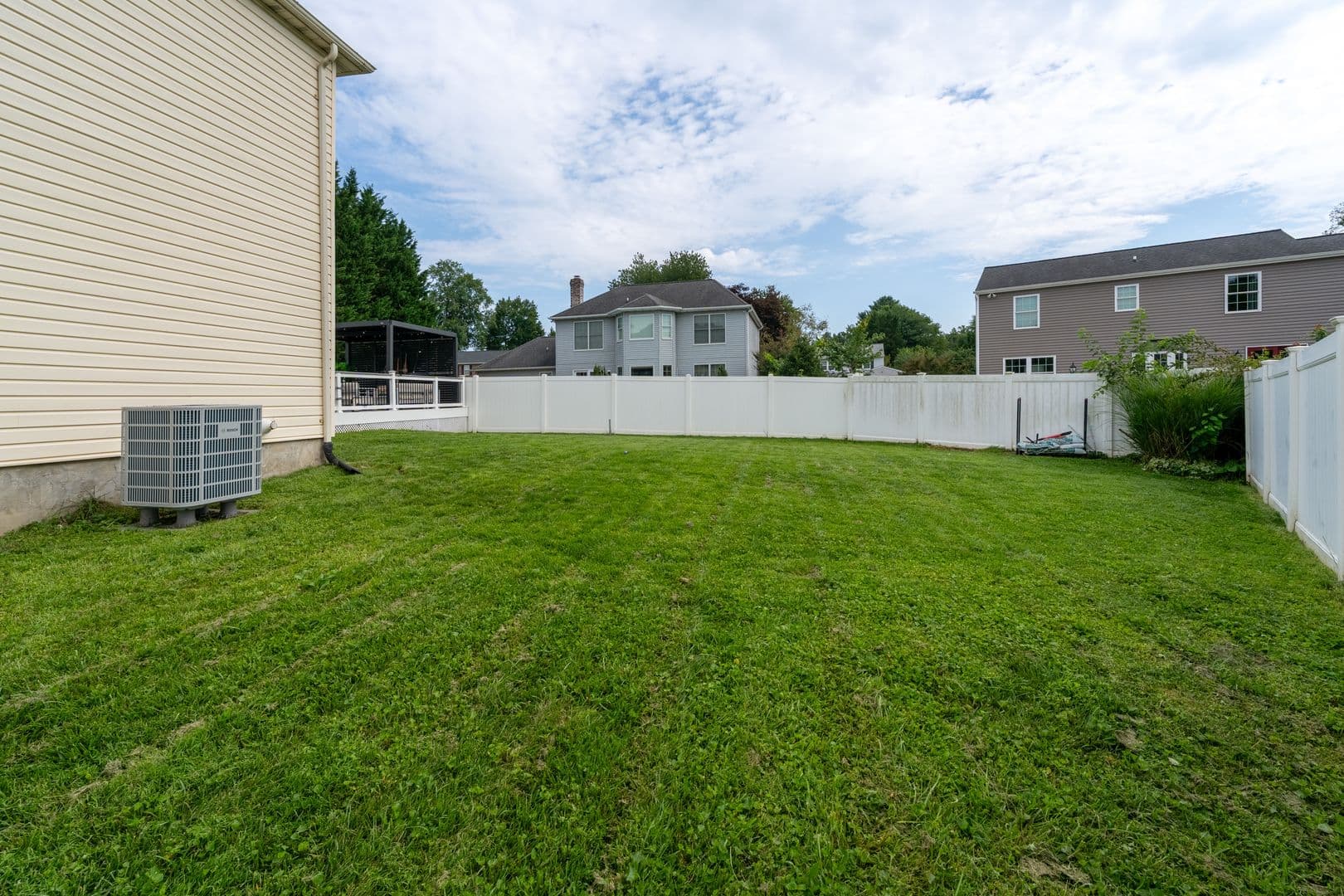 Bel Air House: 727 Macphail Ct. S