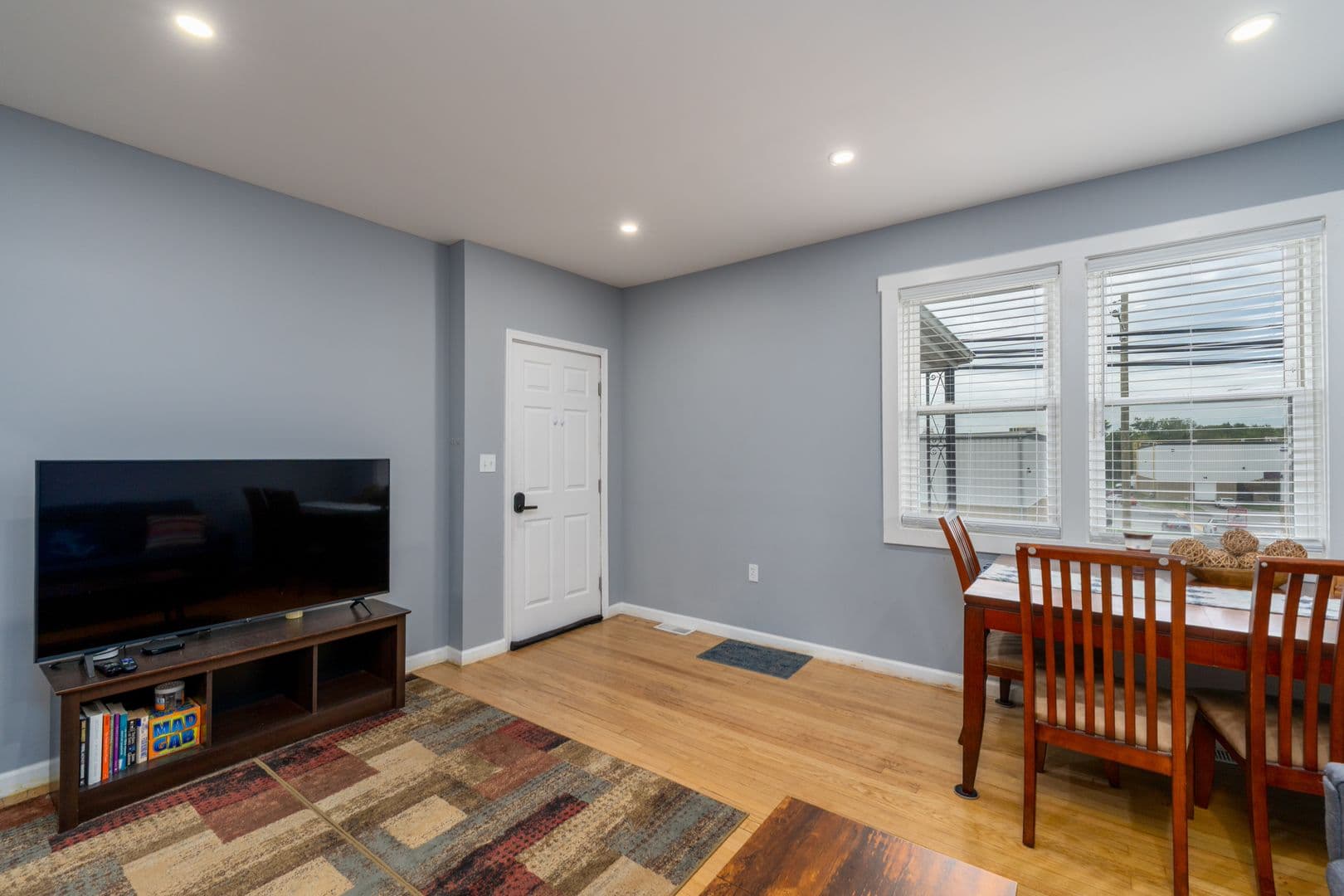 Baltimore Apartment: 1047 Desoto Rd.