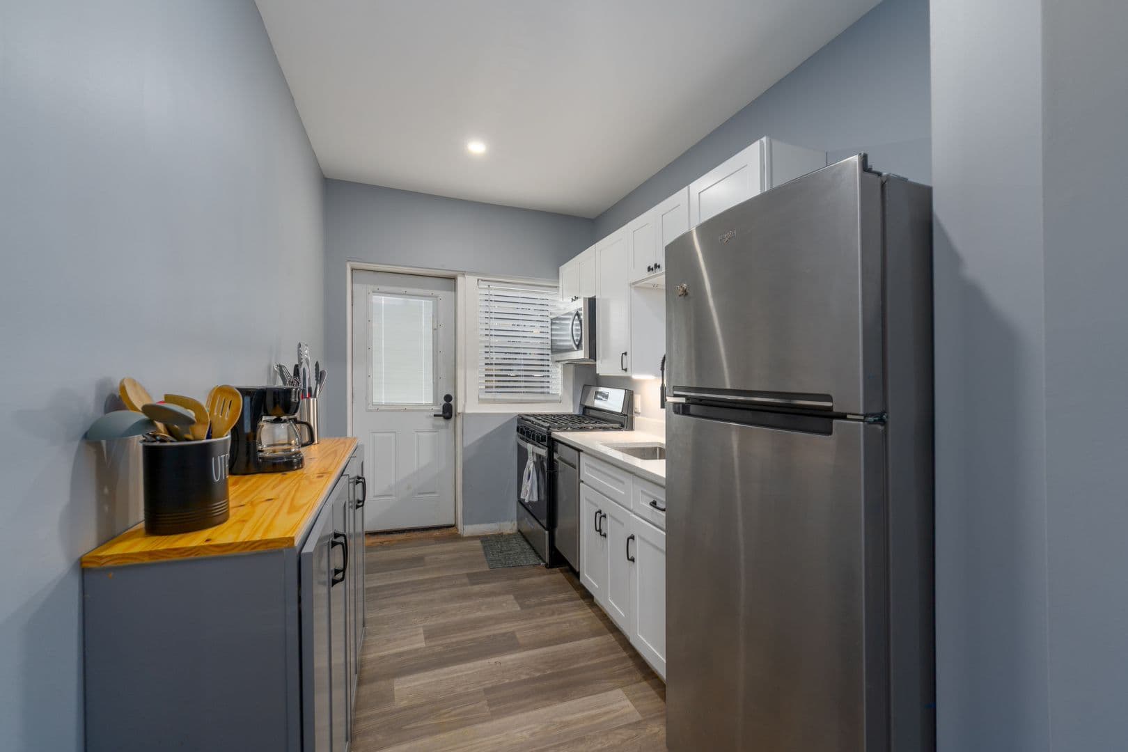 Baltimore Apartment: 1047 Desoto Rd.