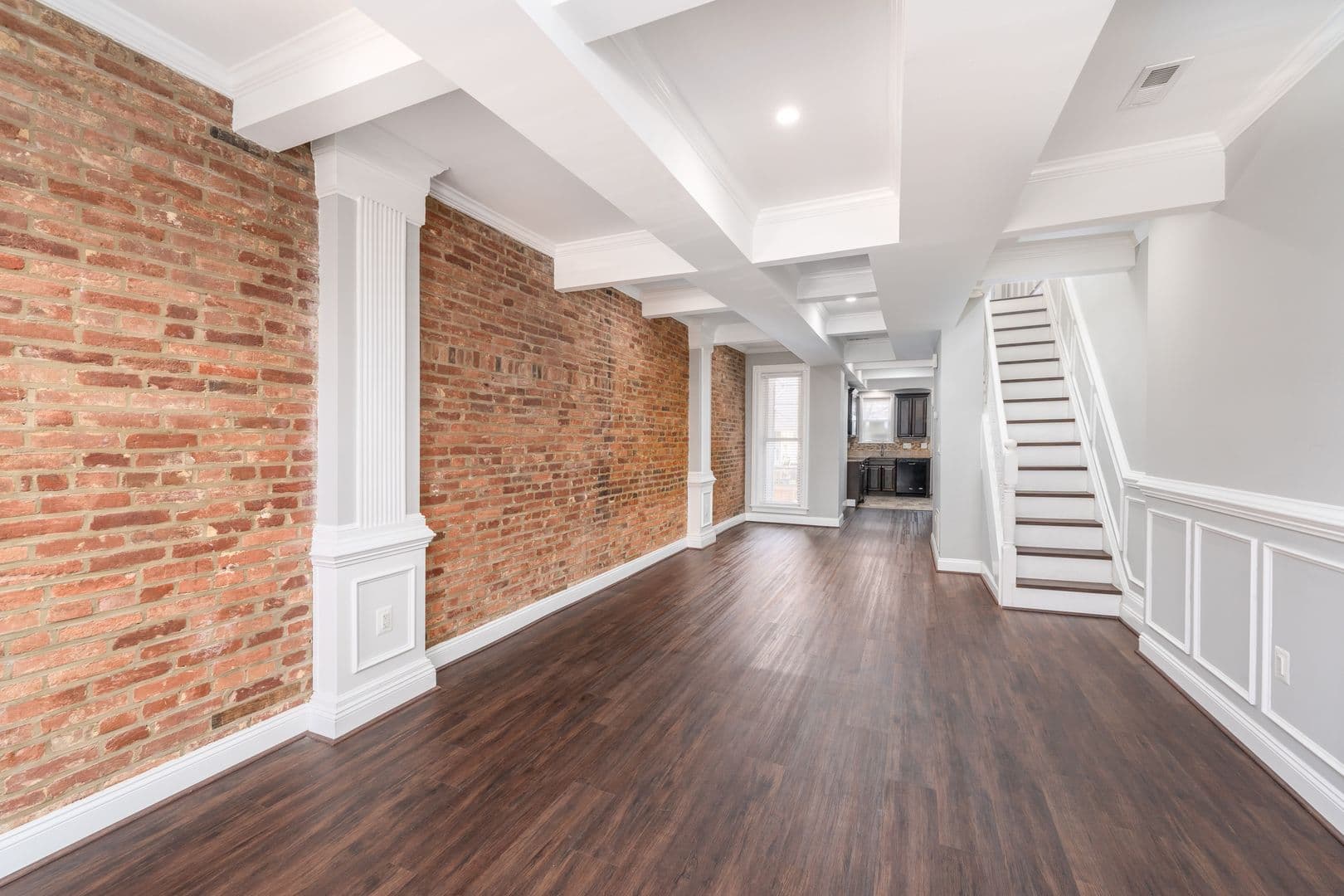 Baltimore House: 443 N. Milton Ave.