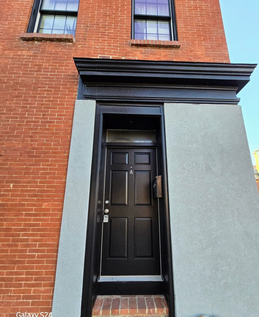 Baltimore Apartment: 401 S. Eden St.