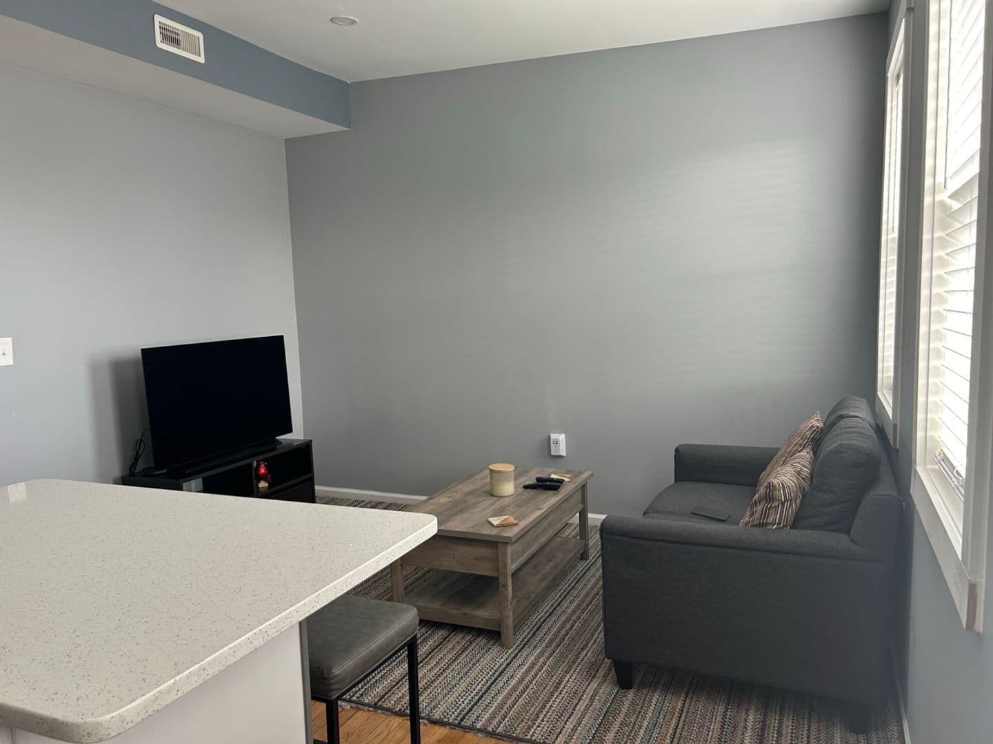 Baltimore Apartment: 1047 Desoto Rd.