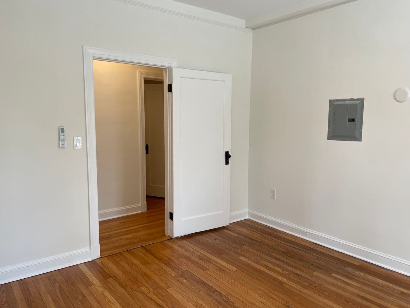 Baltimore Apartment: 3401 Guilford Terrace