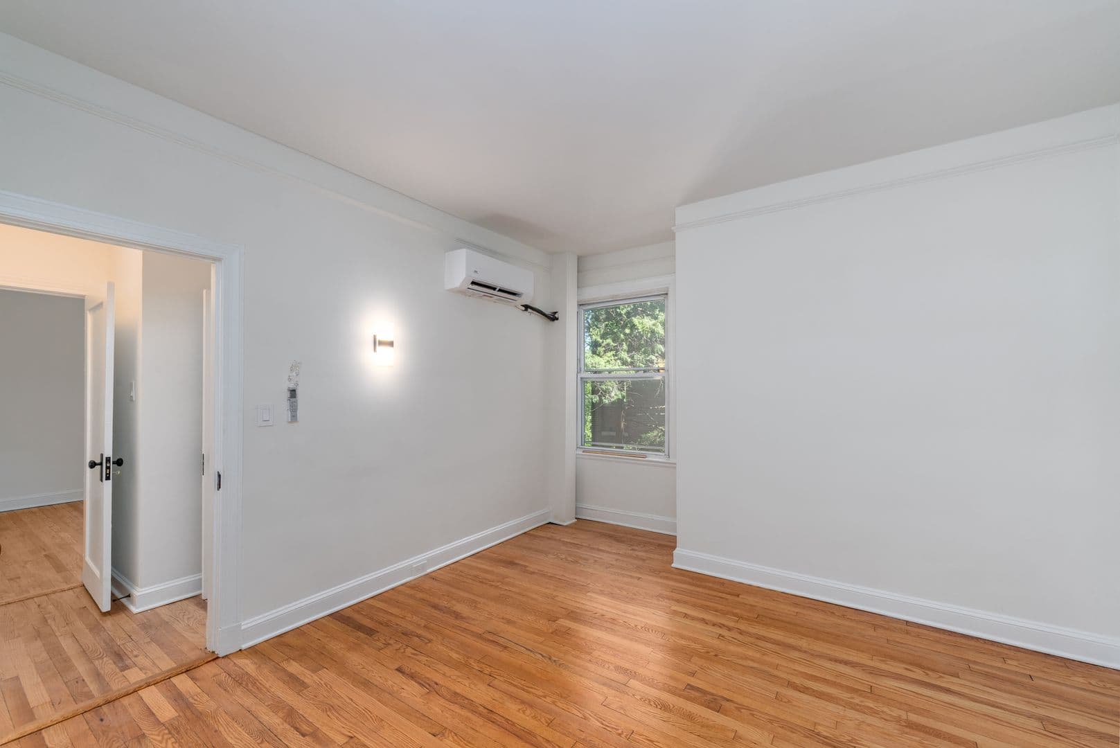 Baltimore Apartment: 3401 Guilford Terrace