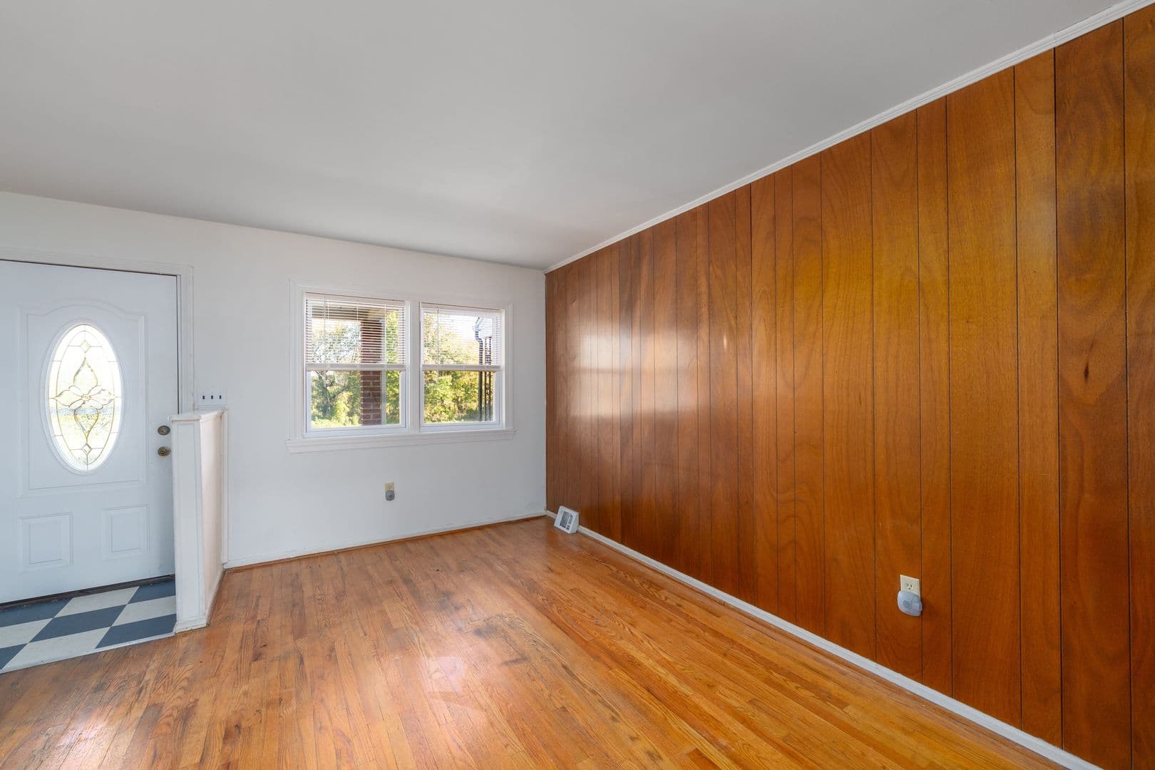 Dundalk House: 8119 Park Haven Rd.