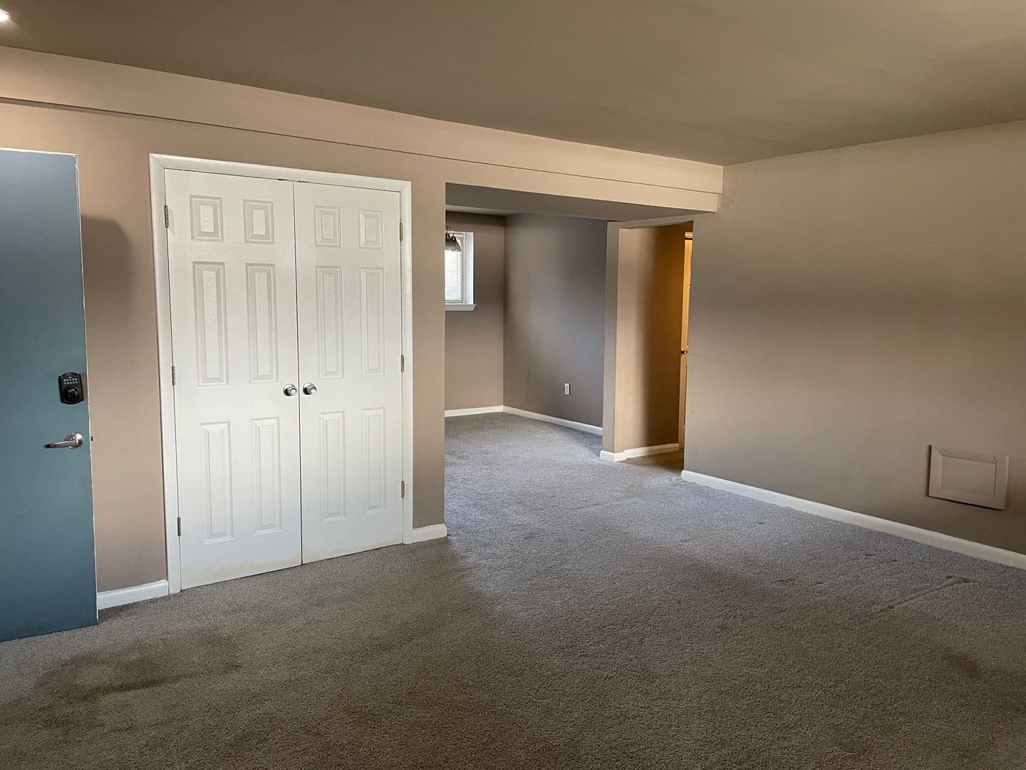 Baltimore Apartment: 6103-6109 Bellona Ave.