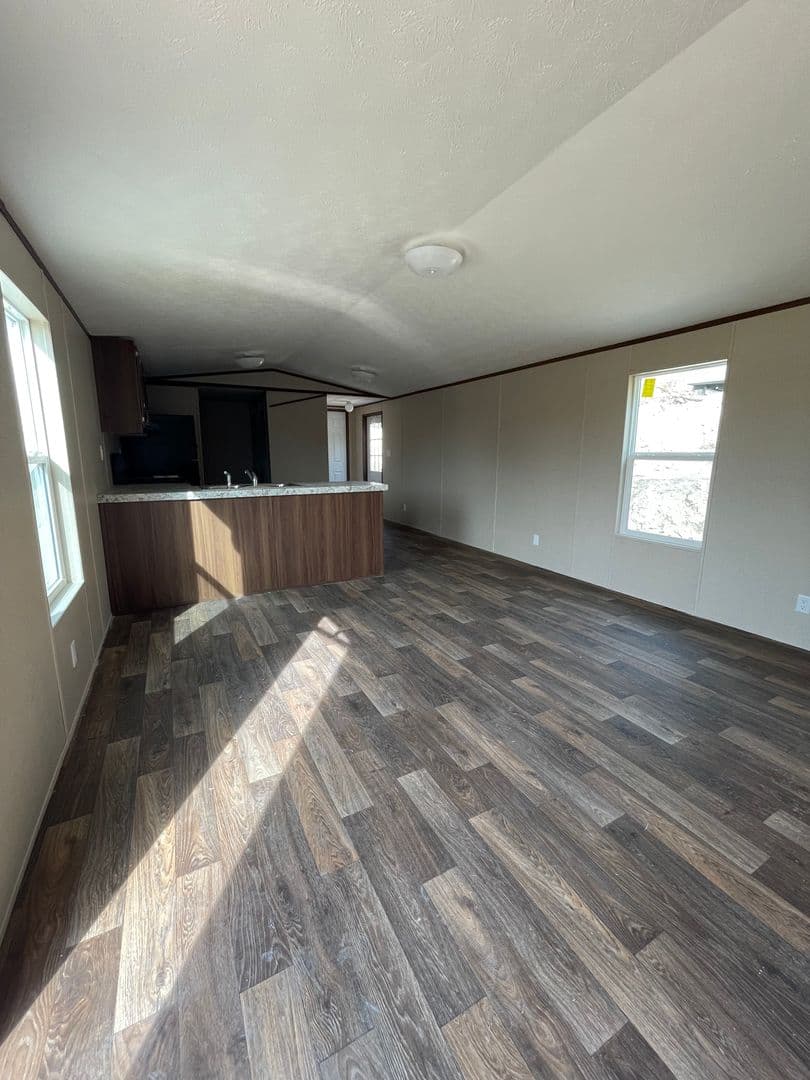 CANYON LAKE Apartment: 377-4 BUCK TRAIL