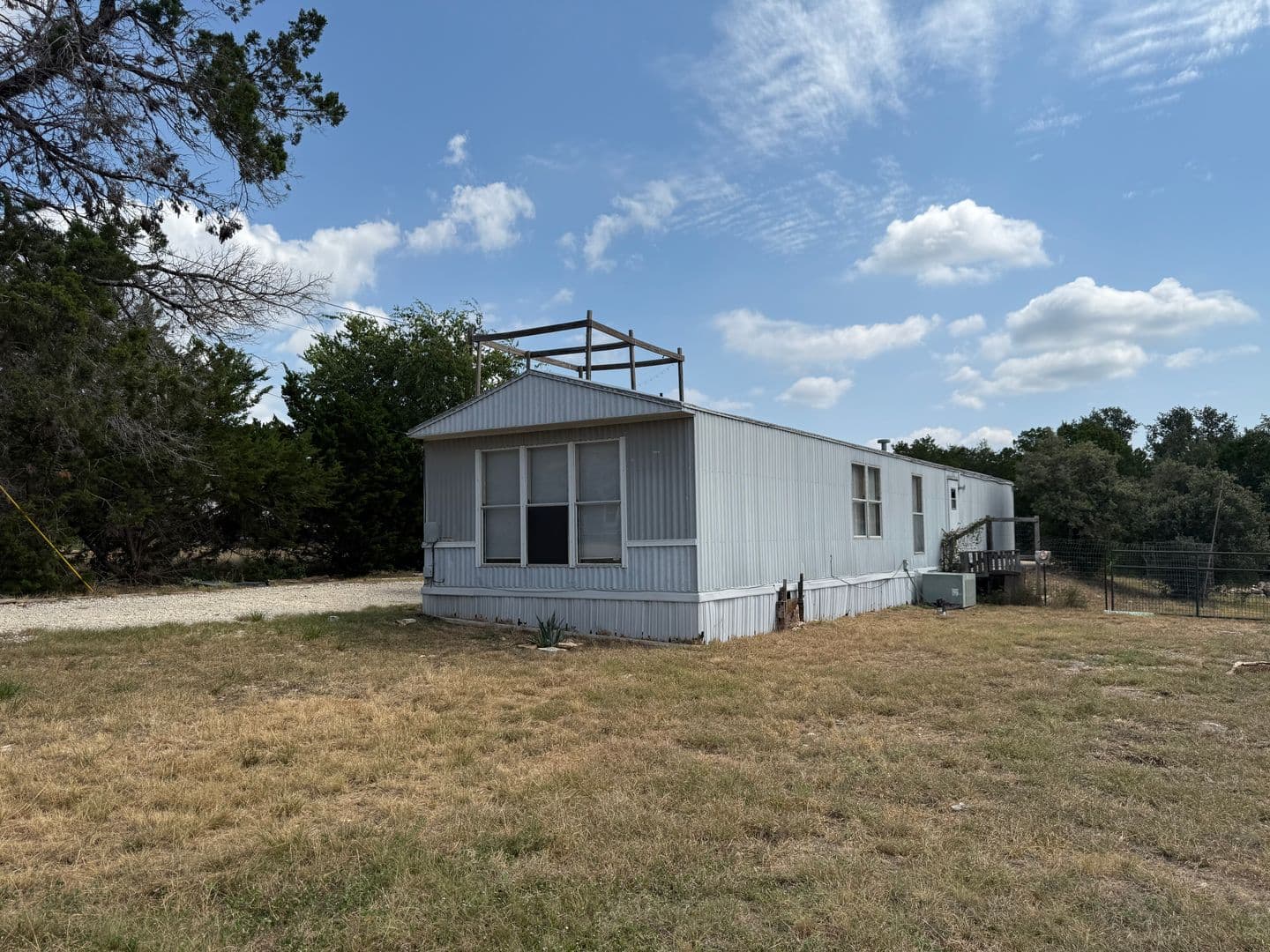 CANYON LAKE Apartment: 1215 CYPRESS DR