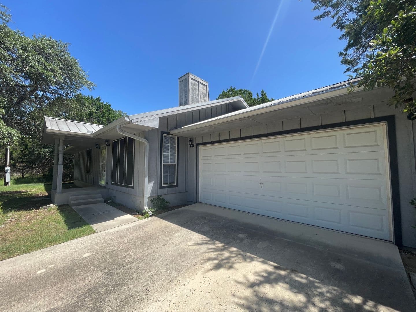 CANYON LAKE House: 1640 LONESOME