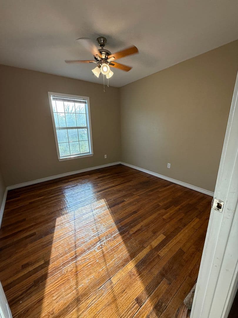 NEW BRAUNFELS House: 784 SAMUELS